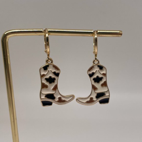 ⭐️✨ FREE Country Cowboy Boots Rock Cow Print Hipster Music Drop Chic Earrings - Picture 5 of 7